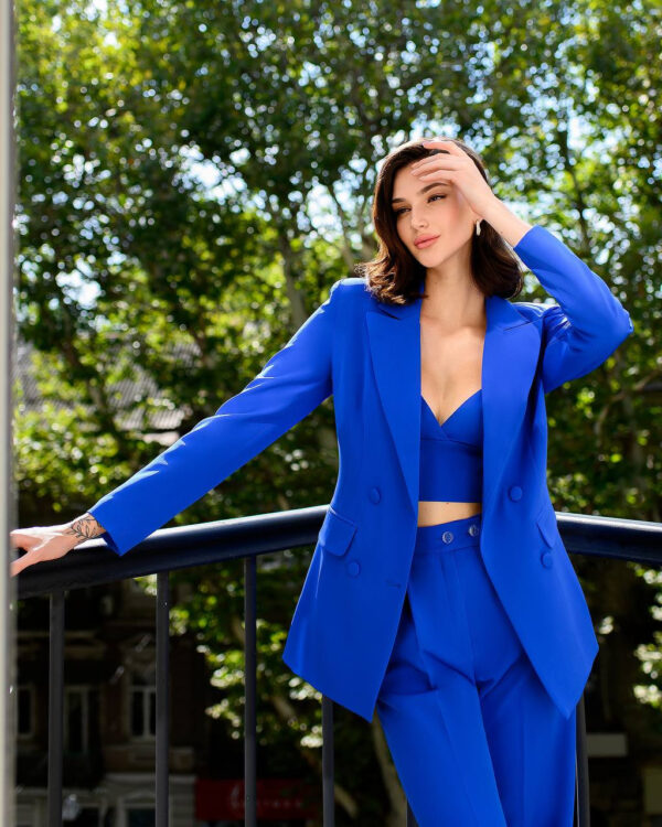 Costum elegant